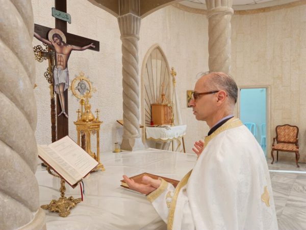 Sacerdotes en el Líbano
